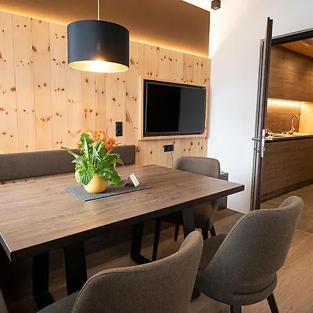 Haus Lechthaler Apartment