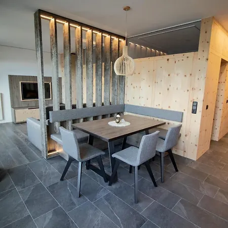 Apartment Haus Lechthaler *